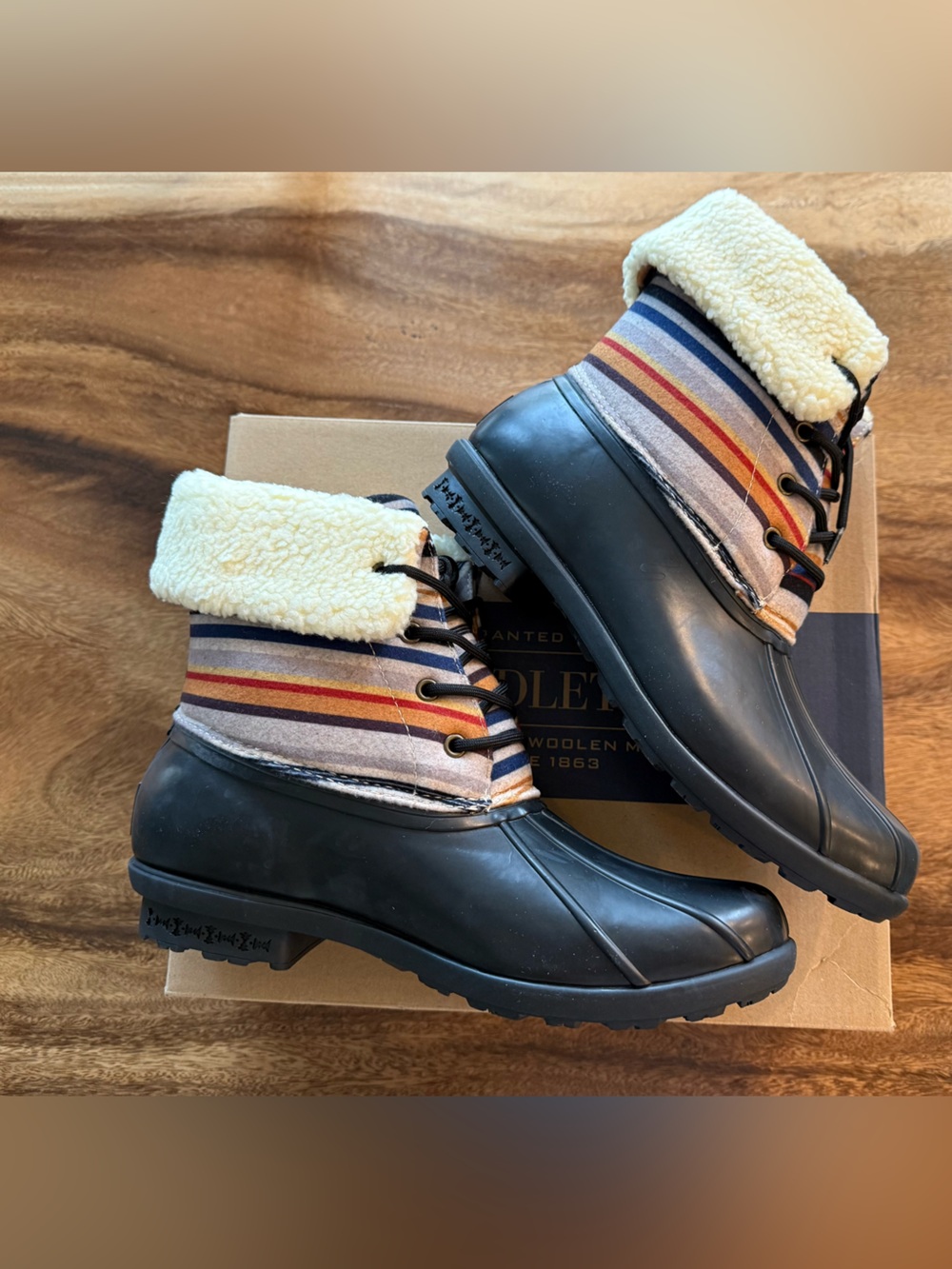 Pendleton Bridger Stripe Mid Duck Waterproof Boots -  Women Size 11 - Brand New